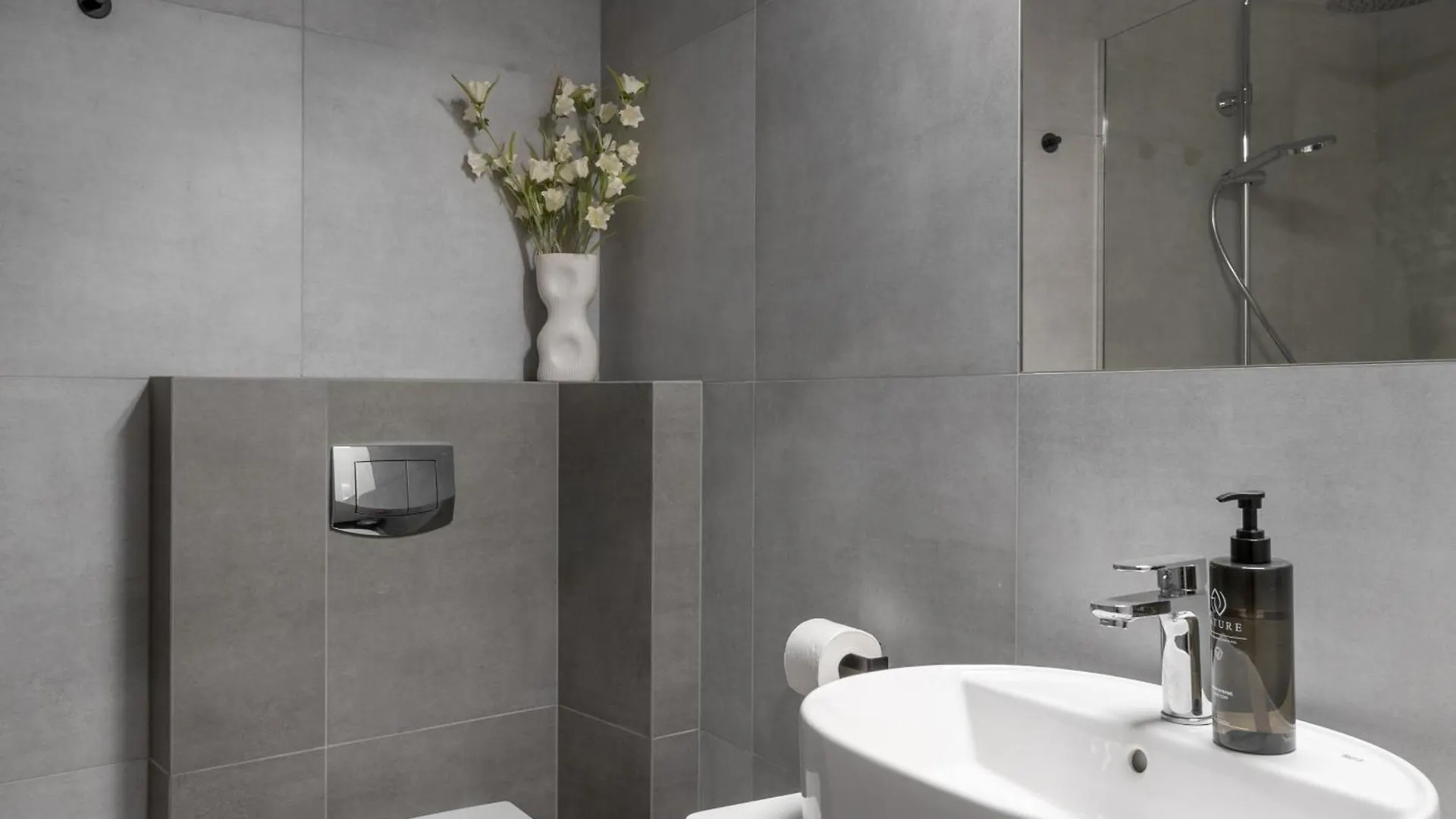 Alqueen Apartments Chmielna 110 Гданьск Польша