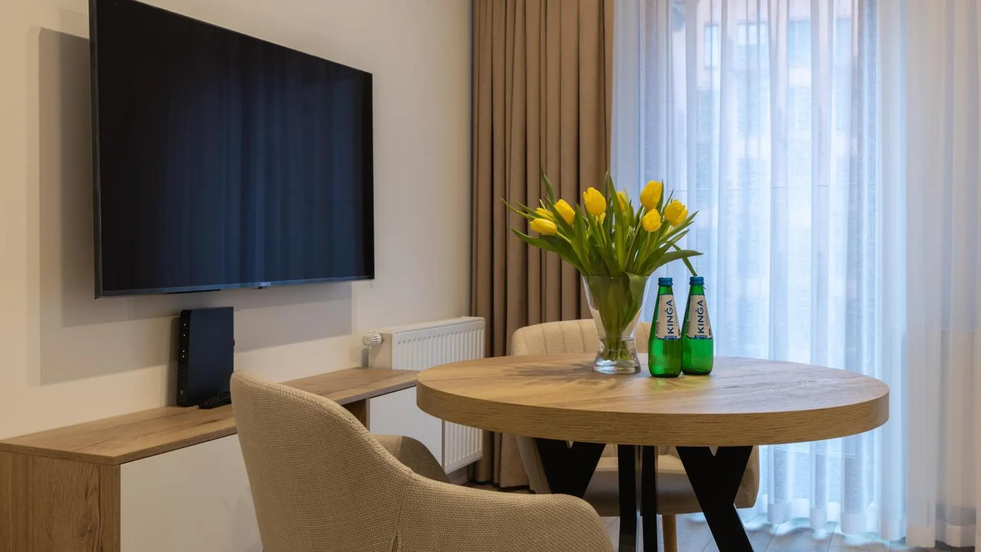 Alqueen Apartments Chmielna 110 Гданьск Польша